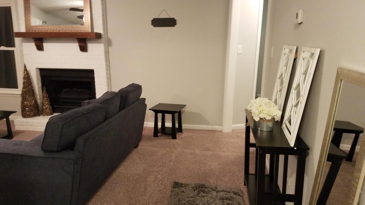 Cozy Cottage Feel, 5 Mins From Ft. Bragg Fayetteville Exterior foto